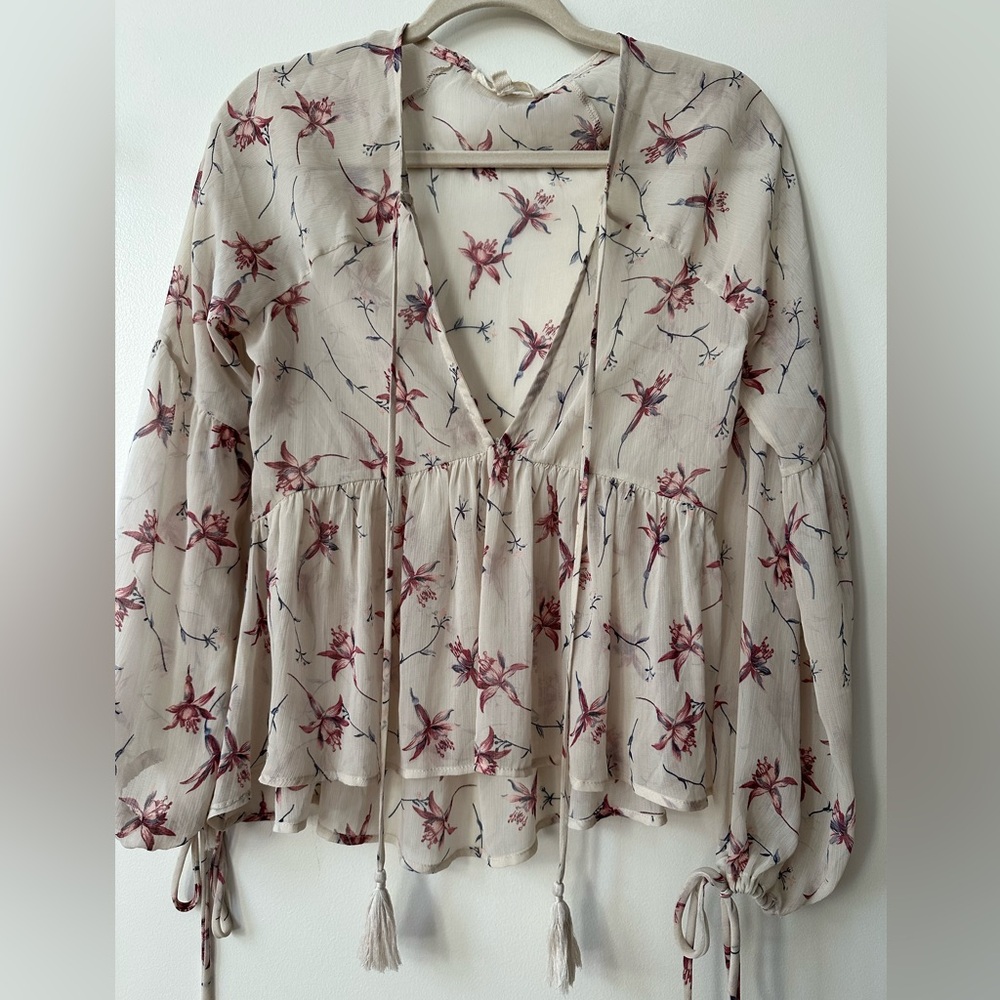 South Moon Under Sheer Feminine Floral Peasant Blouse in Pink and Cream Size XS